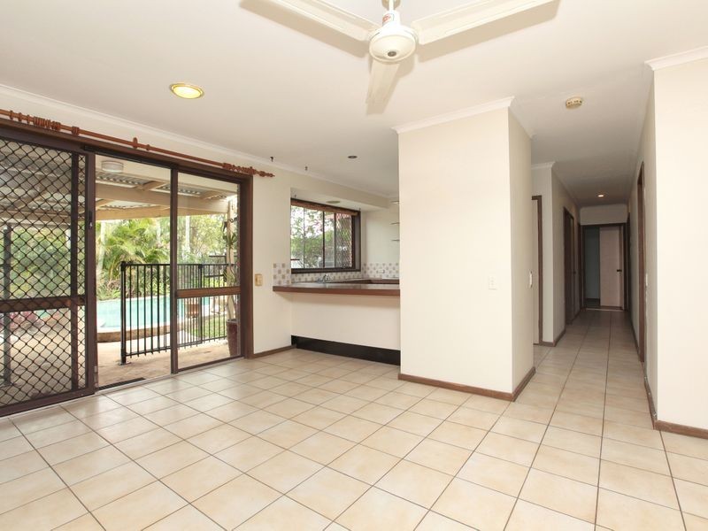 18 Bodian Street, Carindale QLD 4152