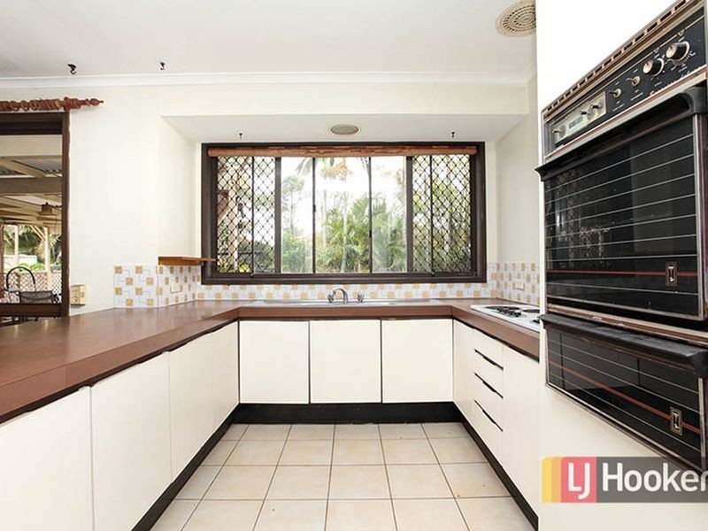 18 Bodian Street, Carindale QLD 4152