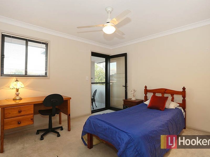 7 Holland Place, Carindale QLD 4152