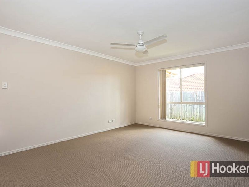 62 Silky Oak Crescent, Carindale QLD 4152