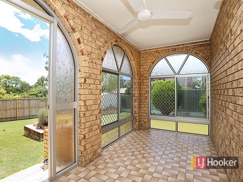 10 Edred Street, Carindale QLD 4152