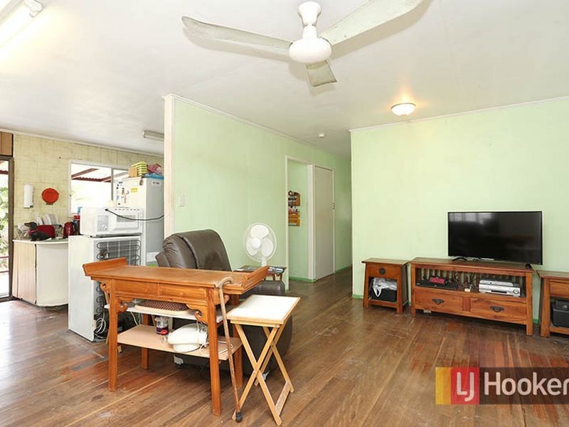 36 Algona Street, Holland Park West QLD 4121