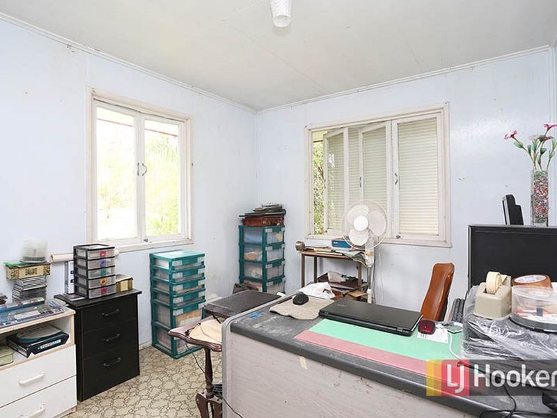 36 Algona Street, Holland Park West QLD 4121