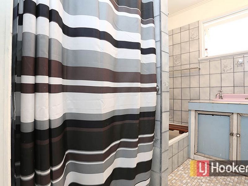 36 Algona Street, Holland Park West QLD 4121