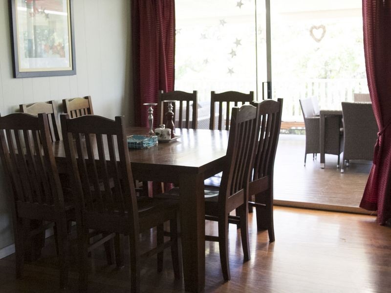 6 Beverley Avenue, Rochedale South QLD 4123