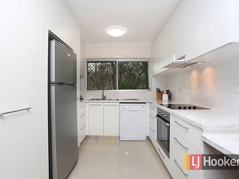 1 Dakara Street, Holland Park West QLD 4121