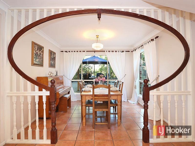 10 Quetta Close, Carindale QLD 4152