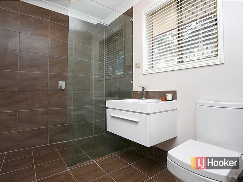 10 Quetta Close, Carindale QLD 4152