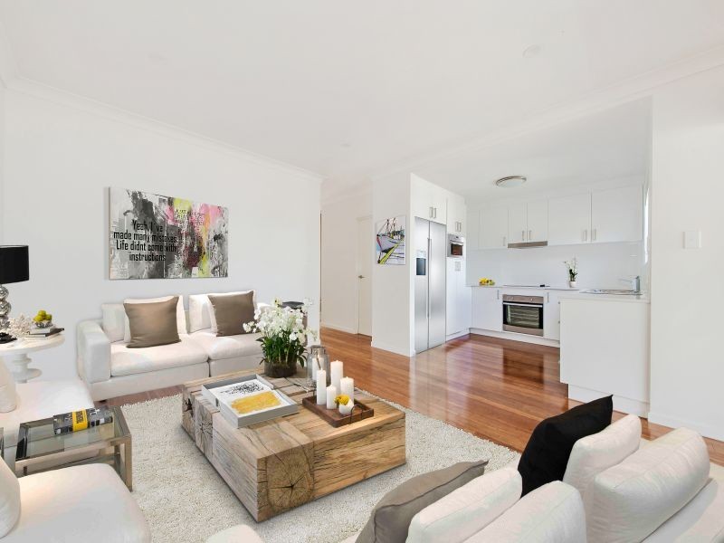 18 East Street, Camp Hill QLD 4152