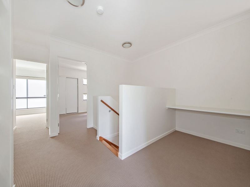 18 East Street, Camp Hill QLD 4152