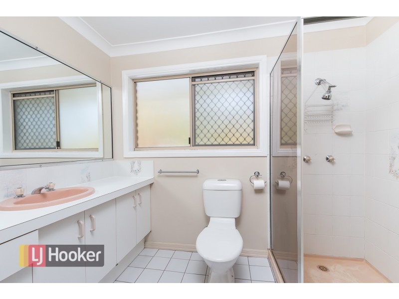 88 Donnington Street, Carindale QLD 4152