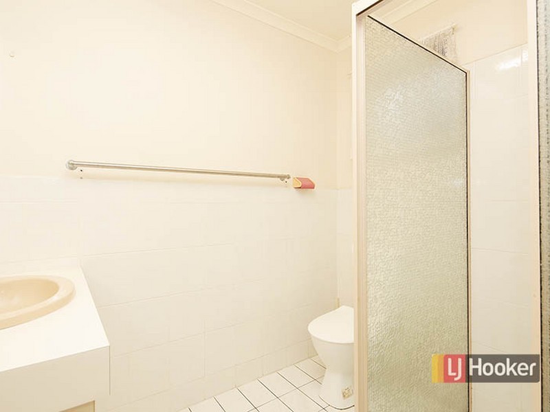 5 Meadowbank Street, Carindale QLD 4152