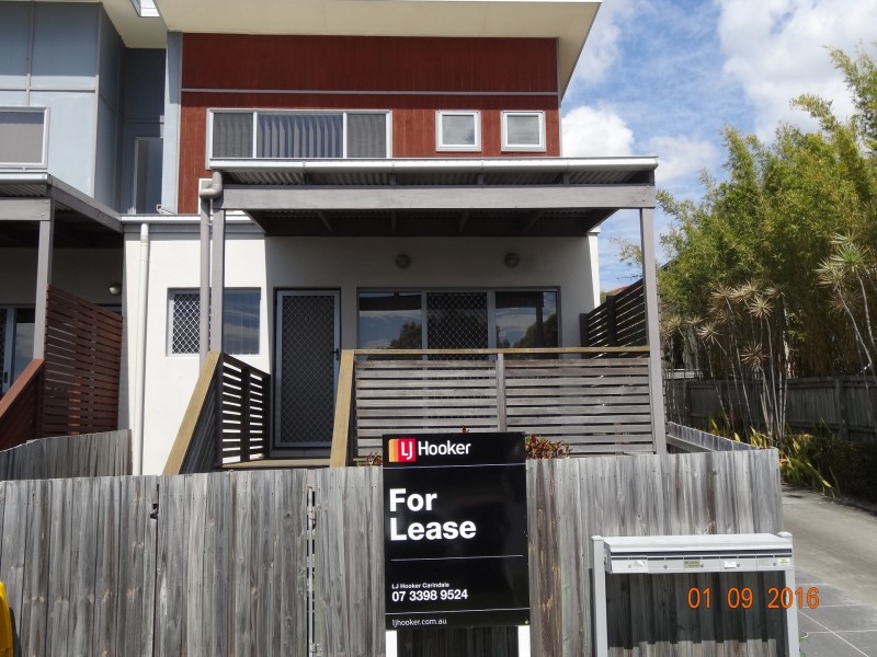 2/15 Mons Road, Carina Heights QLD 4152