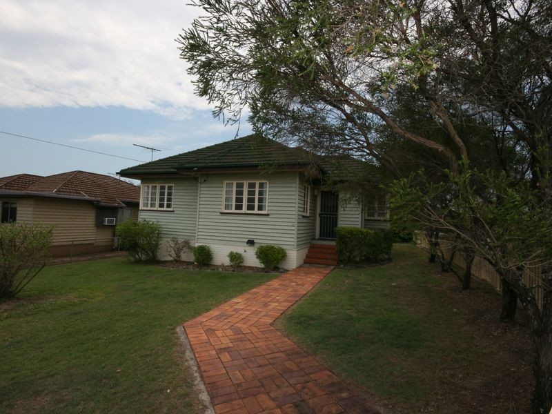 68 Burn Street, Camp Hill QLD 4152