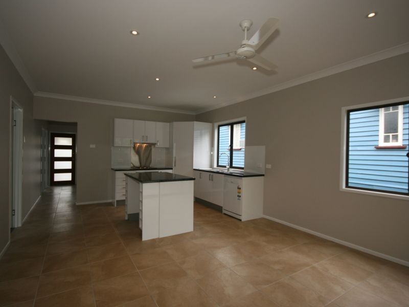 17 Elfin Street, East Brisbane QLD 4169