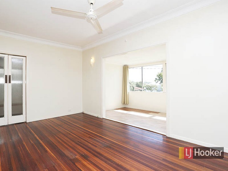 5 Faraday Street, Camp Hill QLD 4152