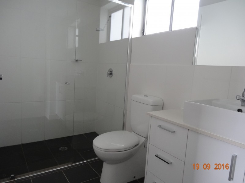 Apartment 8/90 Cambridge Street, Carina Heights QLD 4152