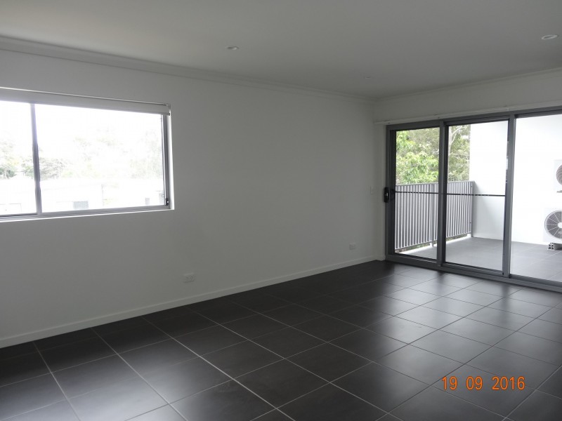 Apartment 8/90 Cambridge Street, Carina Heights QLD 4152