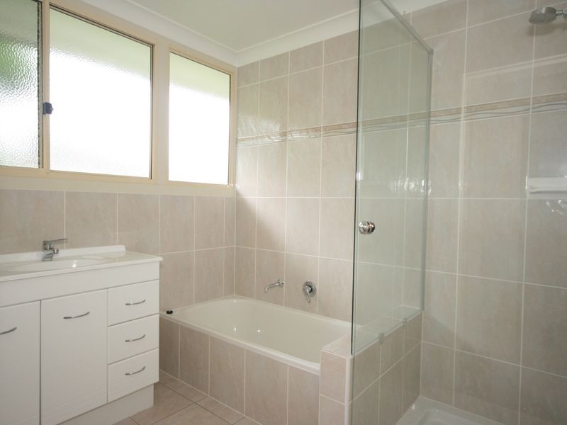 12 Hull Street, Carina QLD 4152