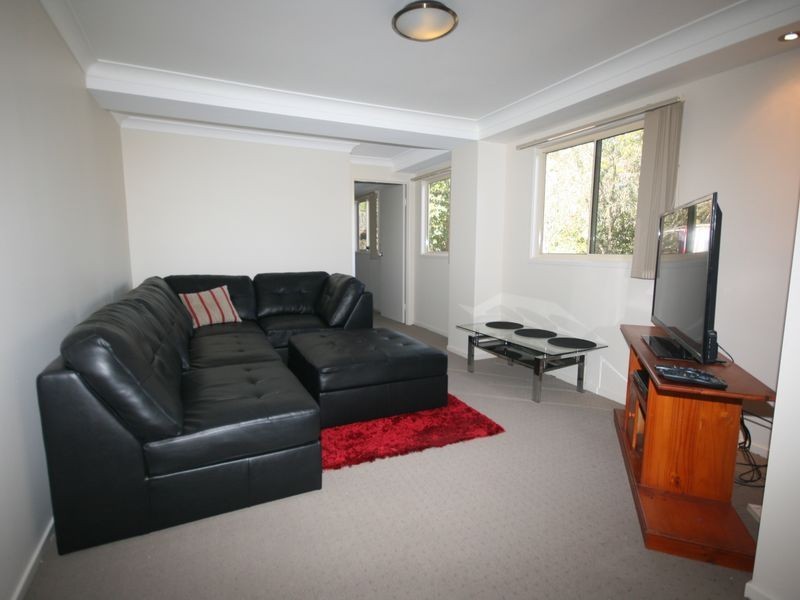 12 Hull Street, Carina QLD 4152