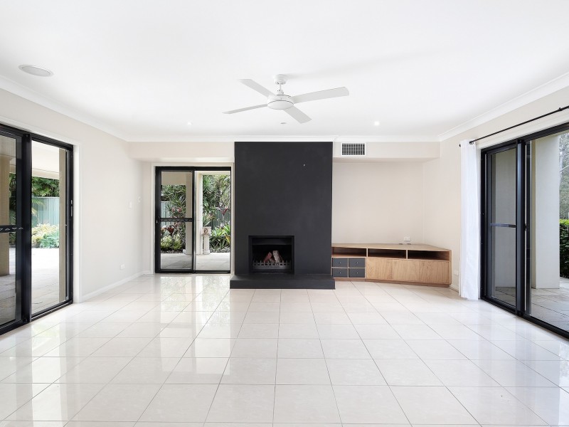 45 Stanmere Street, Carindale QLD 4152