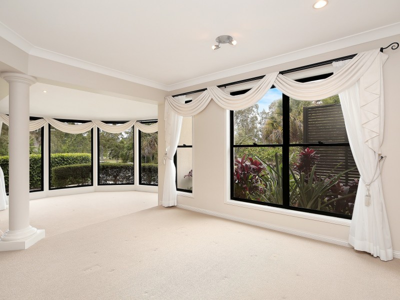 45 Stanmere Street, Carindale QLD 4152