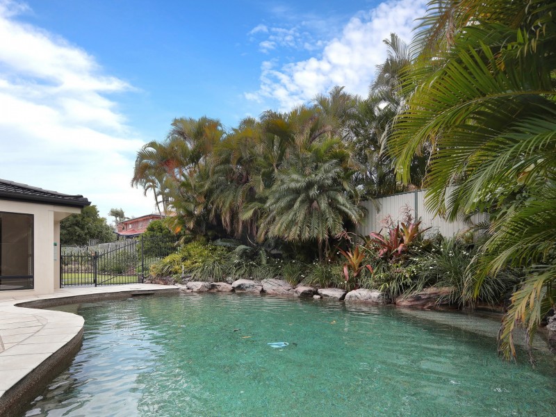 45 Stanmere Street, Carindale QLD 4152