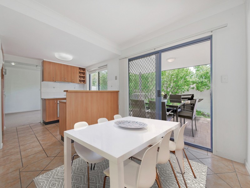 1/404 Upper Cornwall Street, Coorparoo QLD 4151