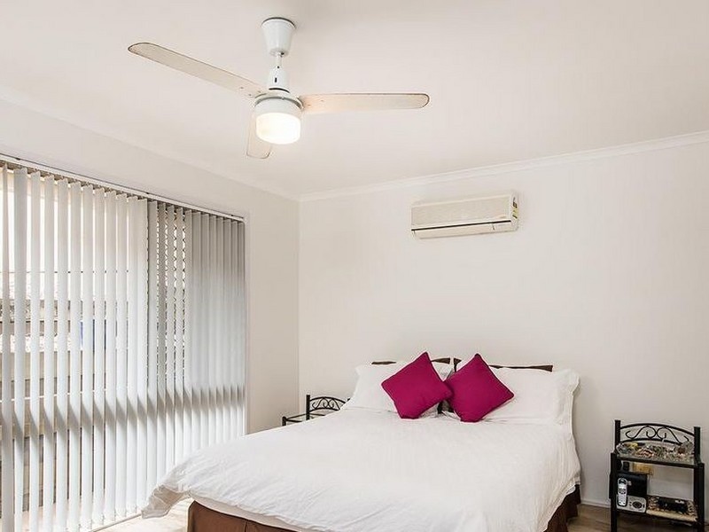 14 Eromanga Street, Carindale QLD 4152