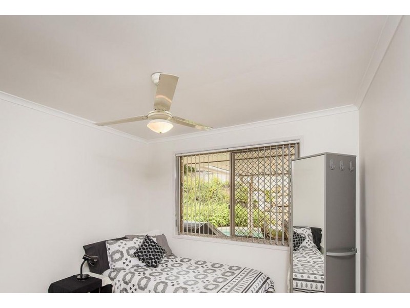 14 Eromanga Street, Carindale QLD 4152