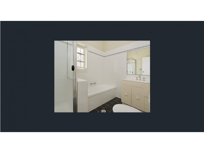 94 Pembroke Street, Carina QLD 4152