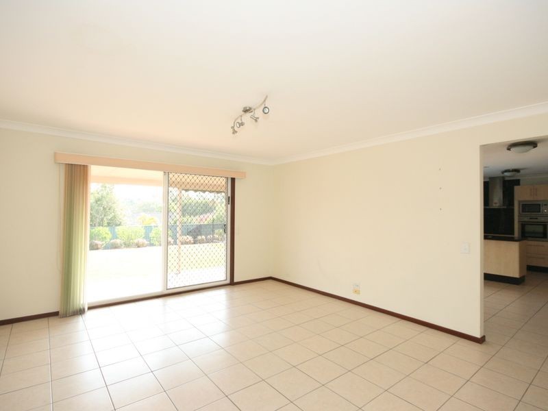 33 Bridgnorth Street, Carindale QLD 4152