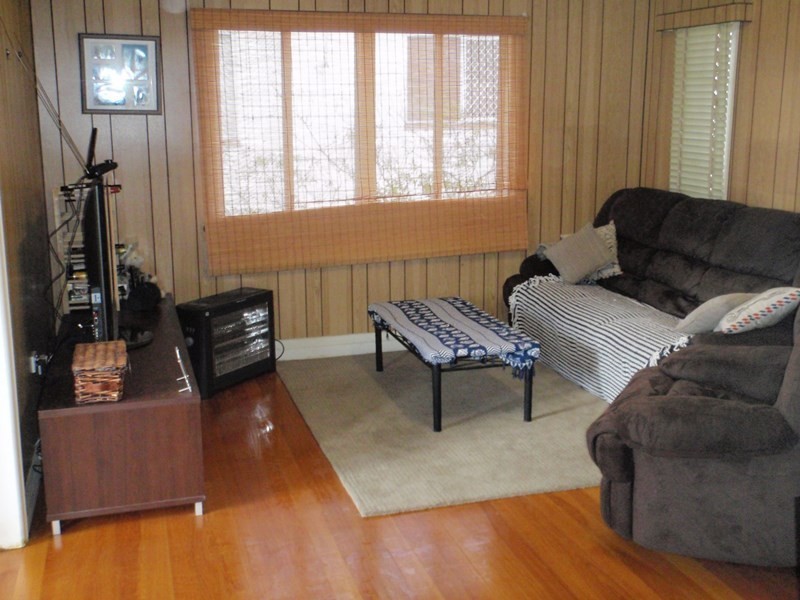 79 Burn Street, Camp Hill QLD 4152