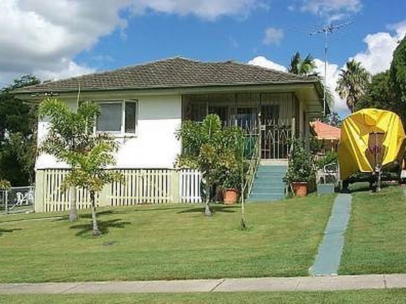 27 Casmaria Street, Mansfield QLD 4122