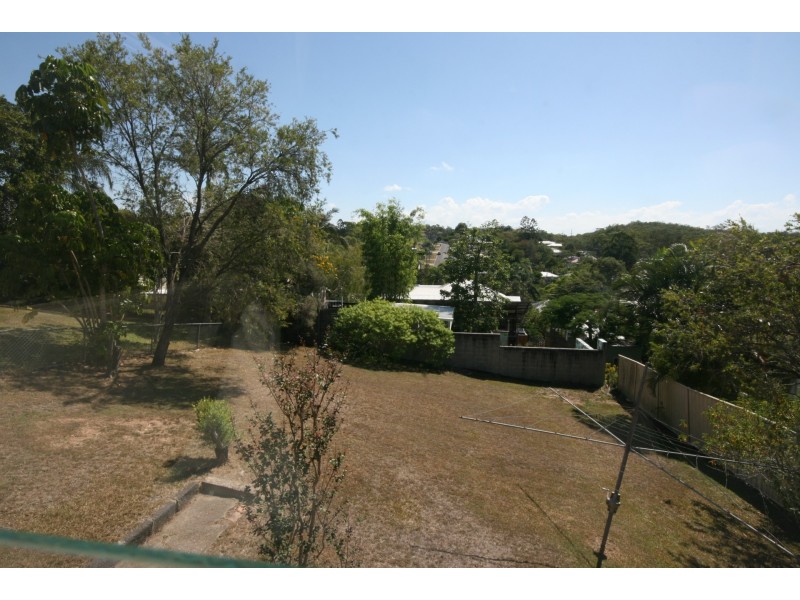 26 Midgley Street, Carina QLD 4152