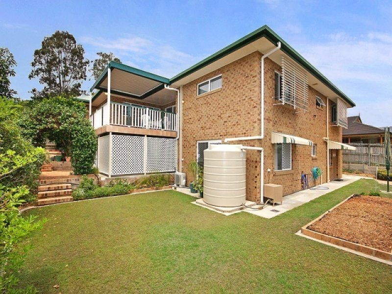 12 Hatherton Crescent, Carindale QLD 4152