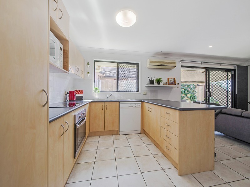 58 Ross Place, Wakerley QLD 4154