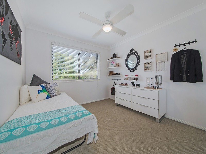 58 Ross Place, Wakerley QLD 4154
