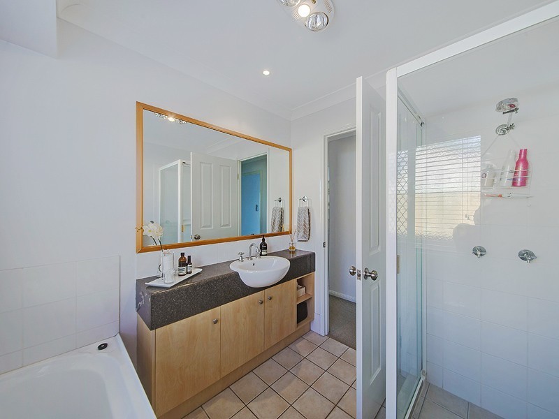 58 Ross Place, Wakerley QLD 4154