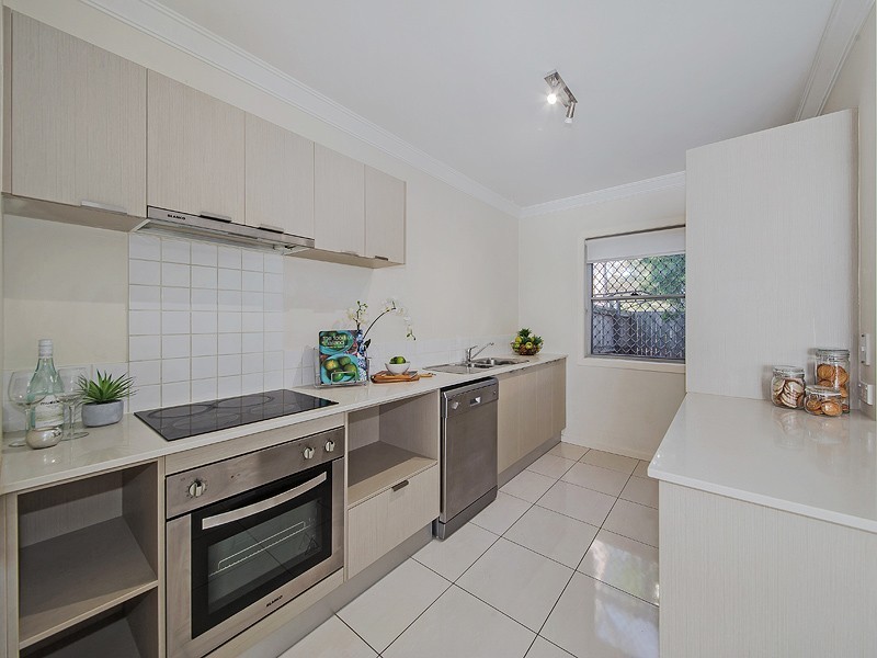 7/17 Hilltop Court, Carina QLD 4152
