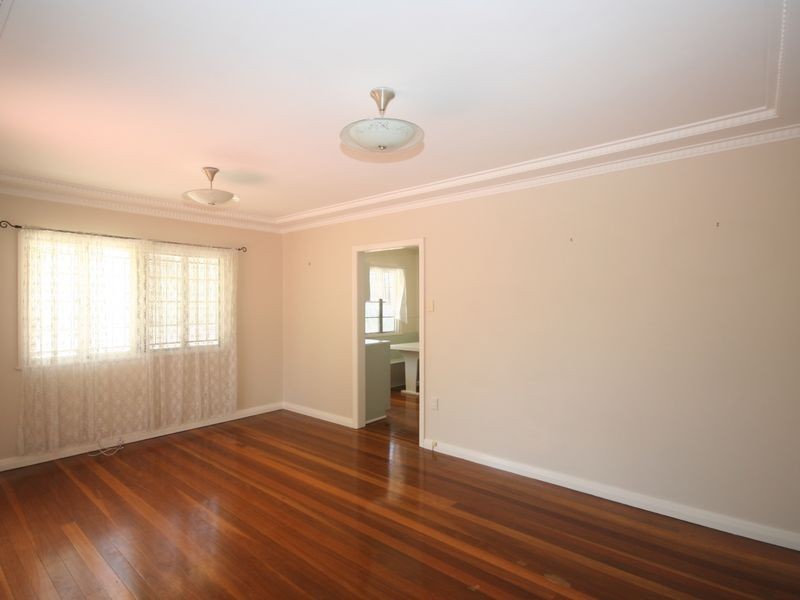 17 Risley Street, Carina QLD 4152