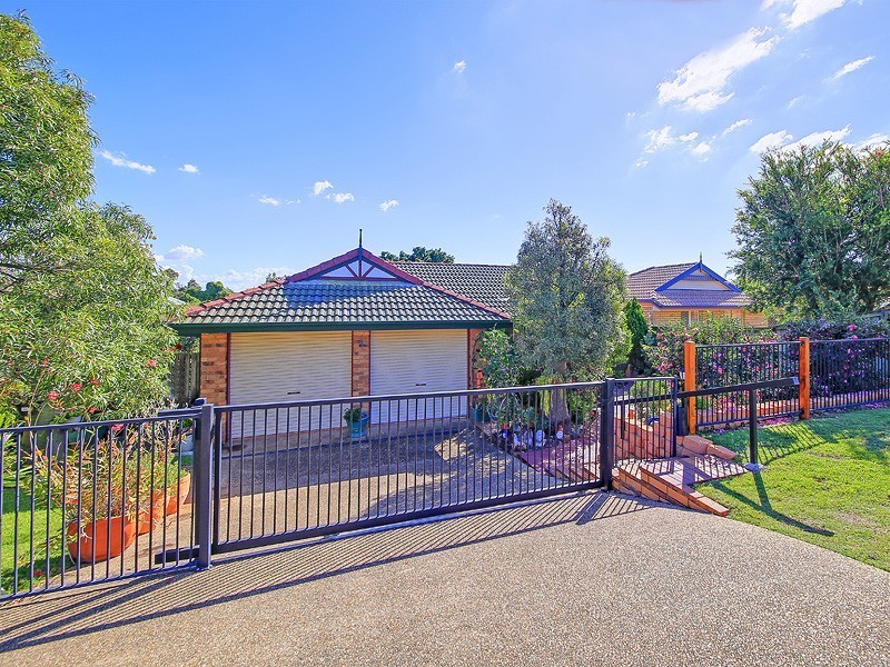 84 Caladium Street, Wakerley QLD 4154