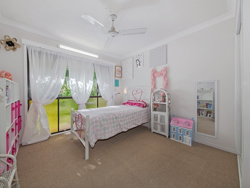 49 Bayford Street, Birkdale QLD 4159