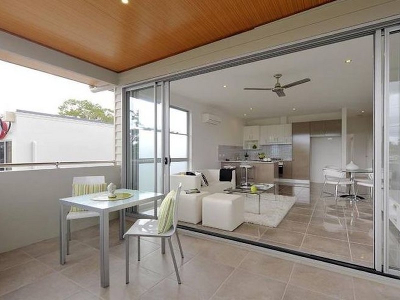 2/4 Newman Avenue, Camp Hill QLD 4152