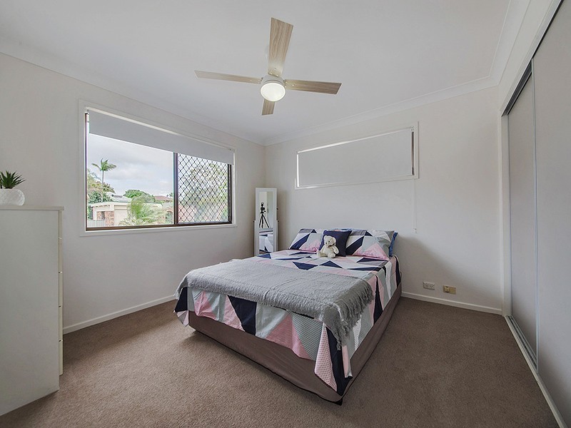 16 Brodick Street, Carindale QLD 4152