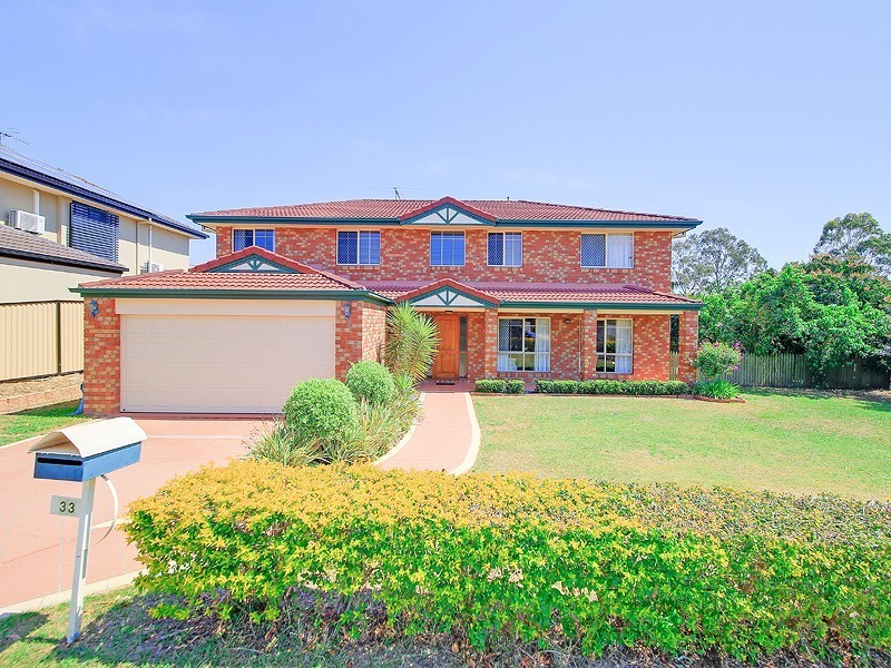 33 Scrub Road, Carindale QLD 4152