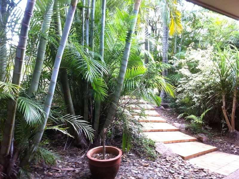 12 Raymore Court, Carindale QLD 4152