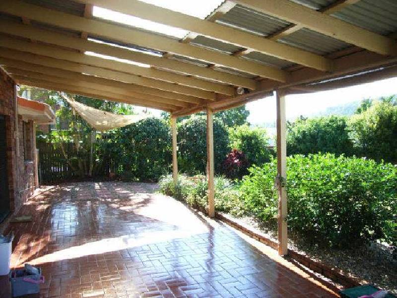 77 Bridgnorth Street, Carindale QLD 4152