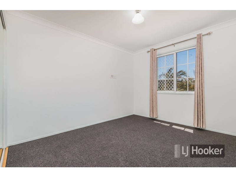 21 Amersham Crescent, Carindale QLD 4152