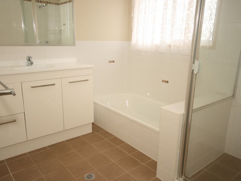 39 Billan Street, Carina QLD 4152